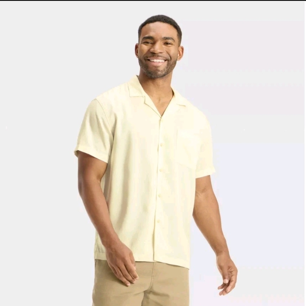 Men's Vacay Soft Twill Camp Shirt - Goodfellow & Co (XL)